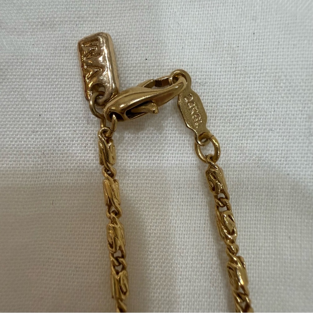 Vanessa Mooney Little Rose Necklace Gold - Picture 8 of 10